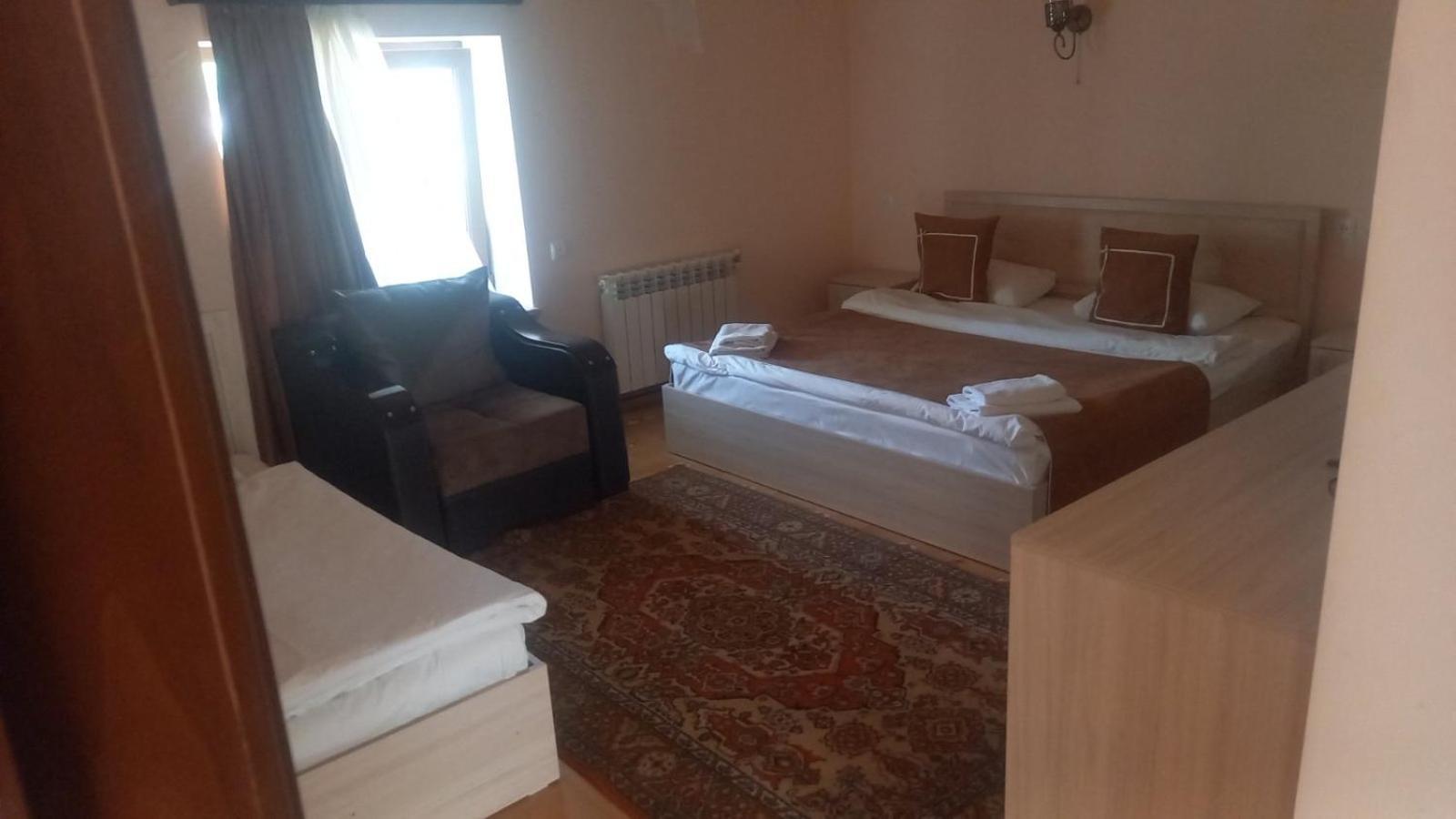Rubin Hotel Goris Exterior photo