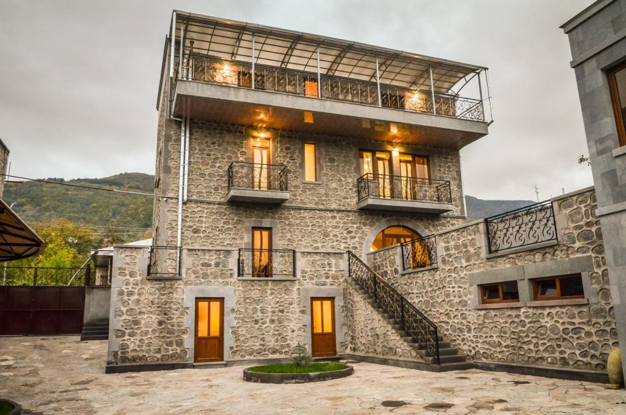Rubin Hotel Goris Exterior photo