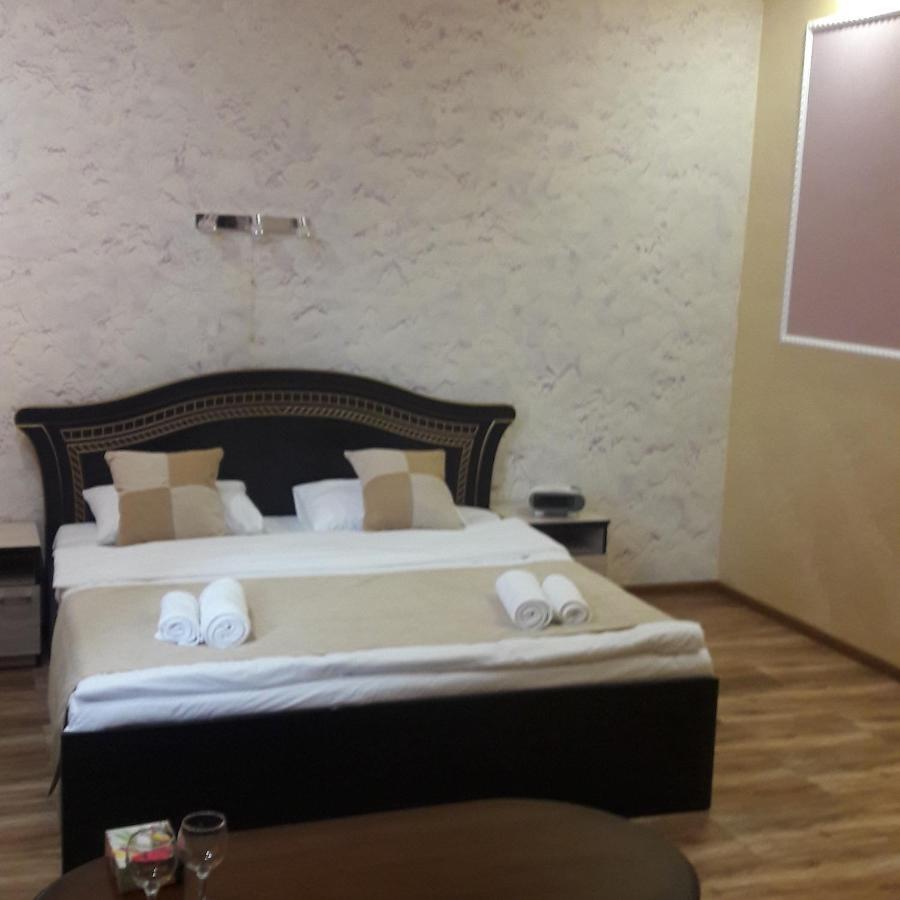 Rubin Hotel Goris Exterior photo